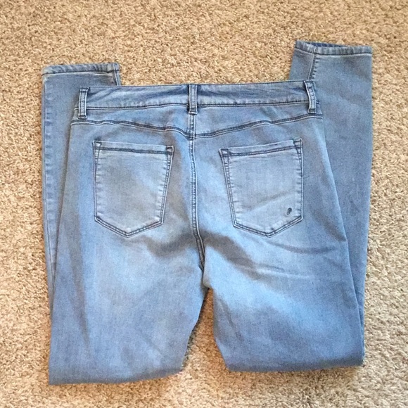 G by Guilana Embellished Jeans - Picture 3 of 3